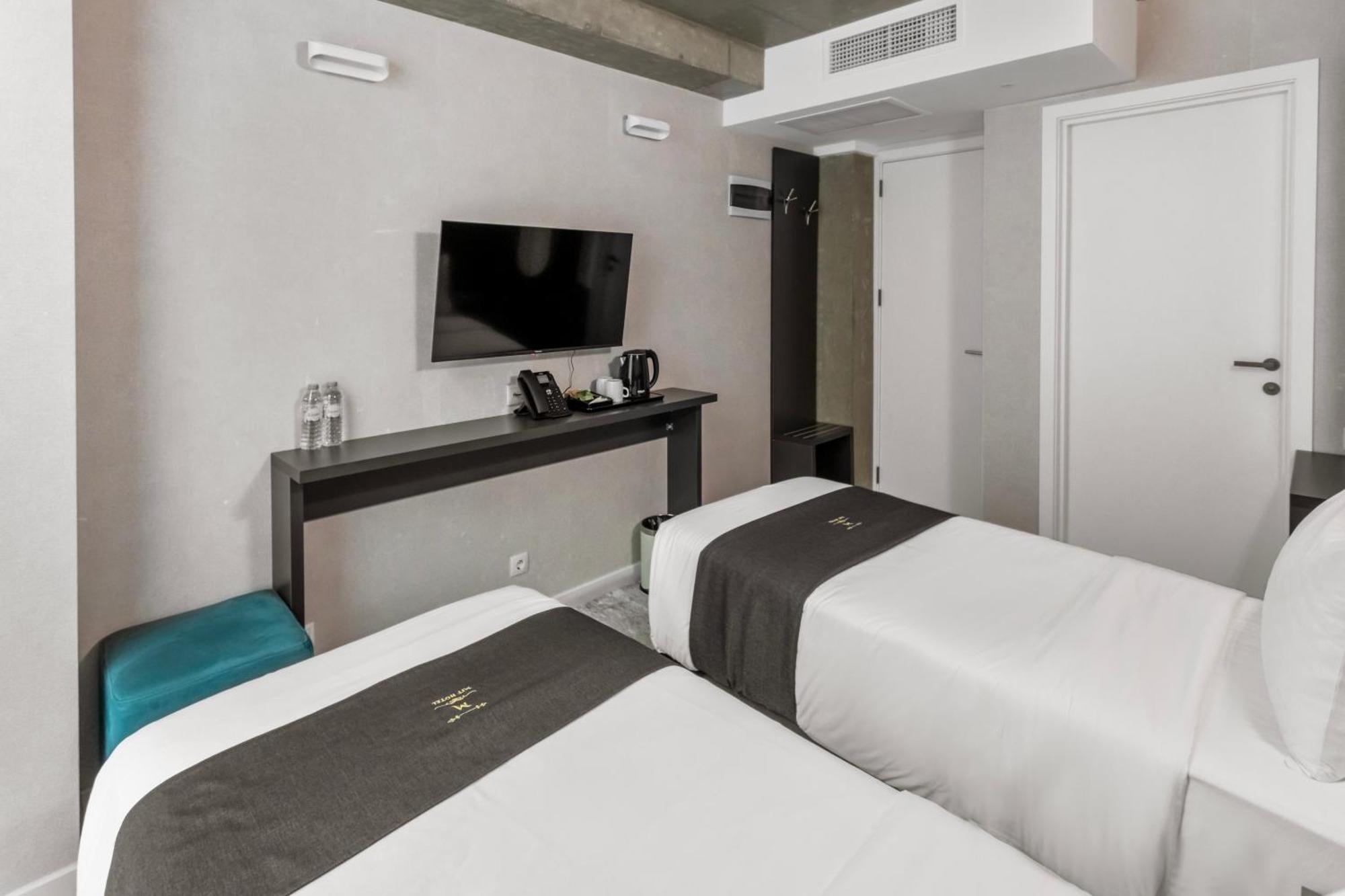 M 1 T Hotel Tbilisi Exterior foto