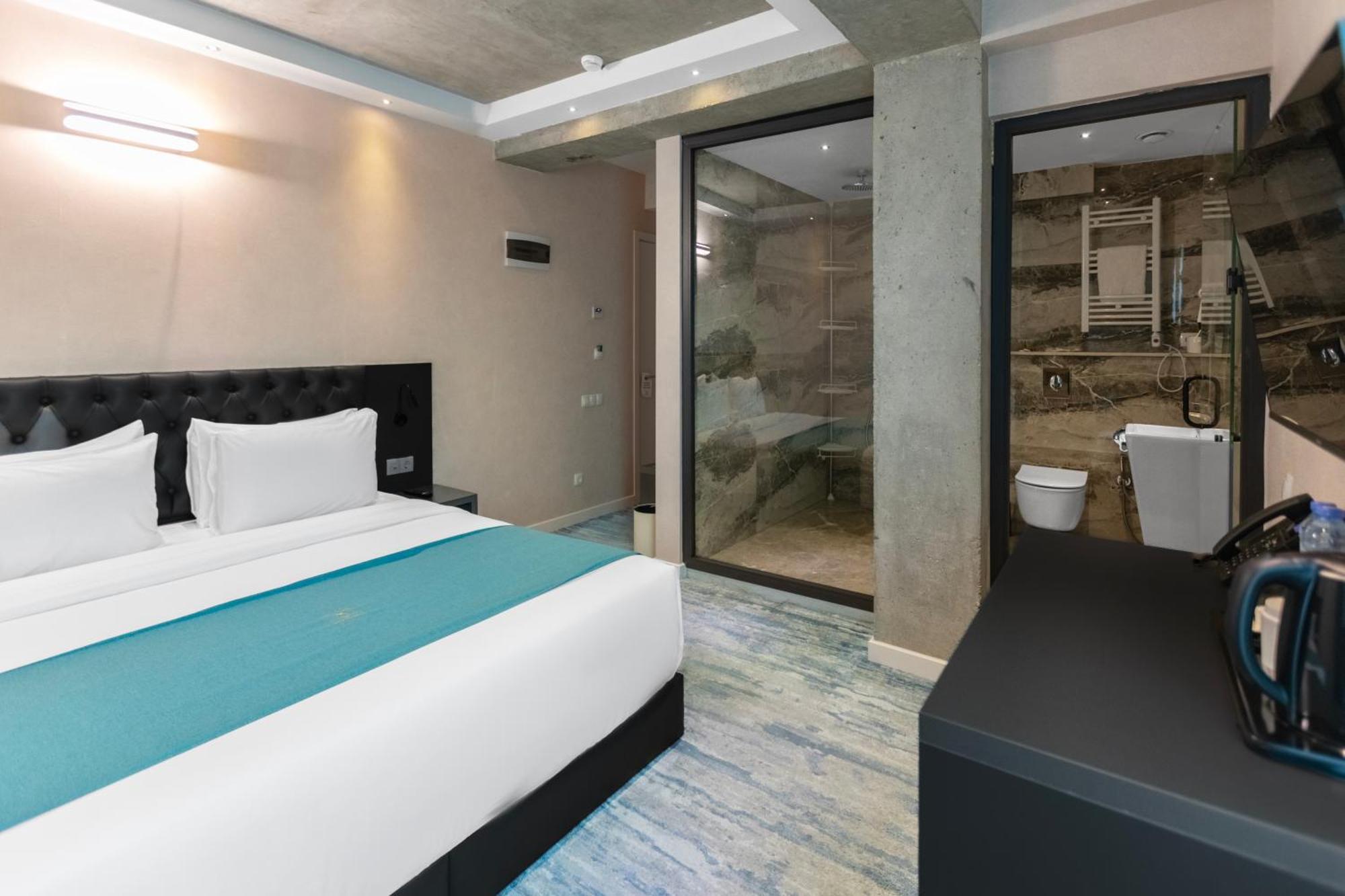 M 1 T Hotel Tbilisi Exterior foto